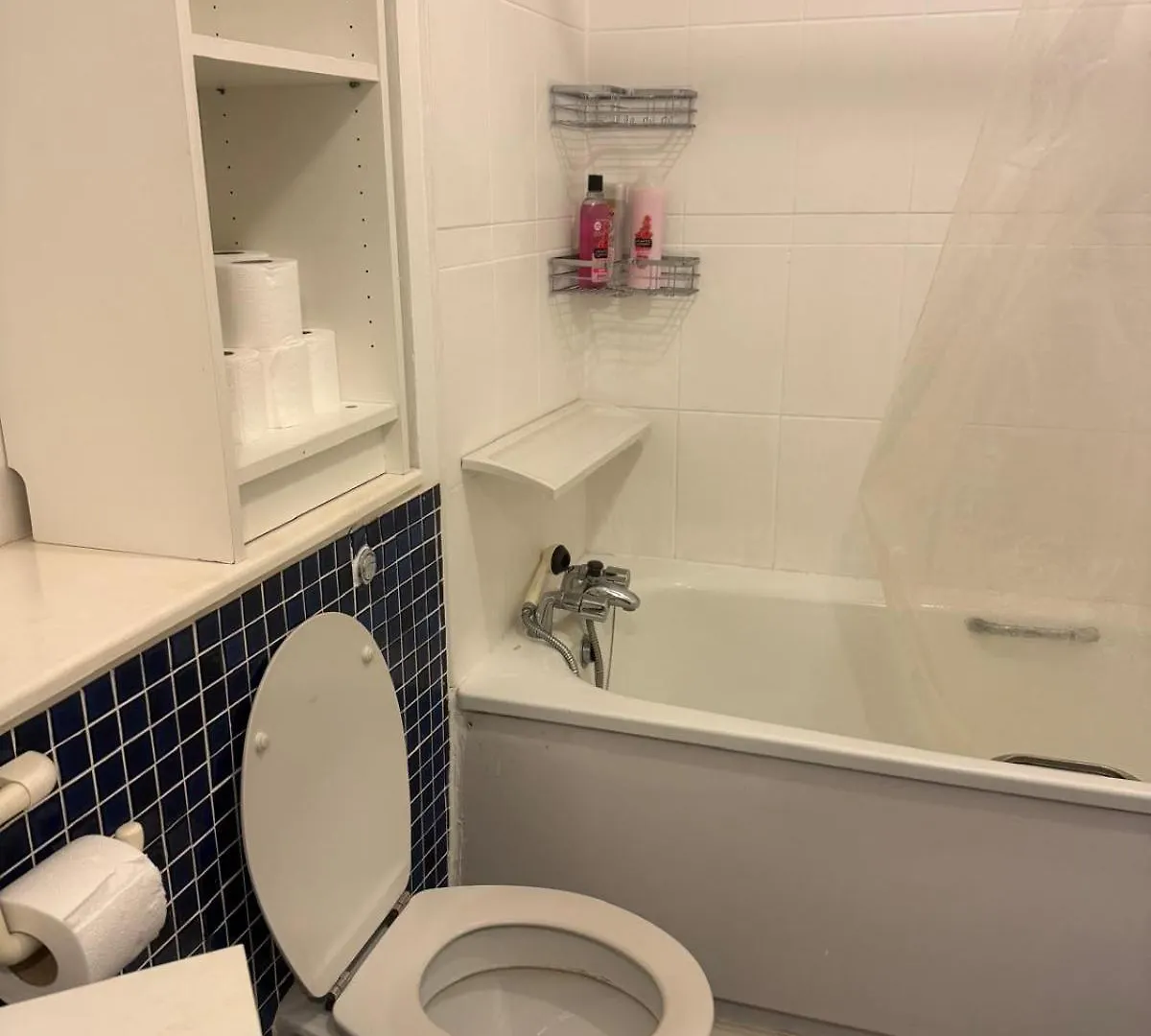 Your London Escape Bright 1 Bed Flat With Parking